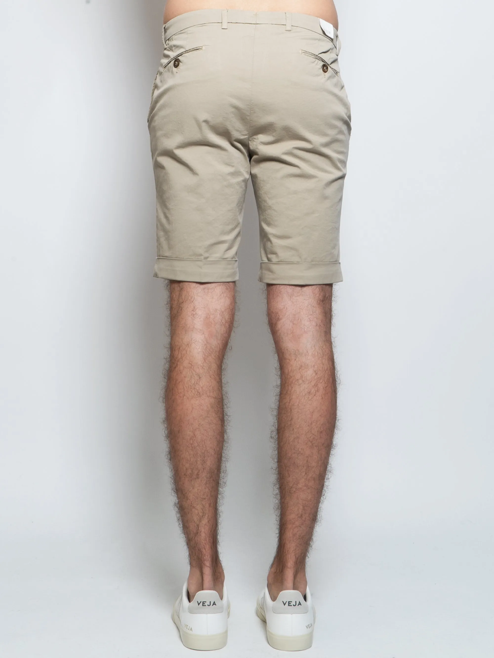 Bermuda Chino in Beige Cotton