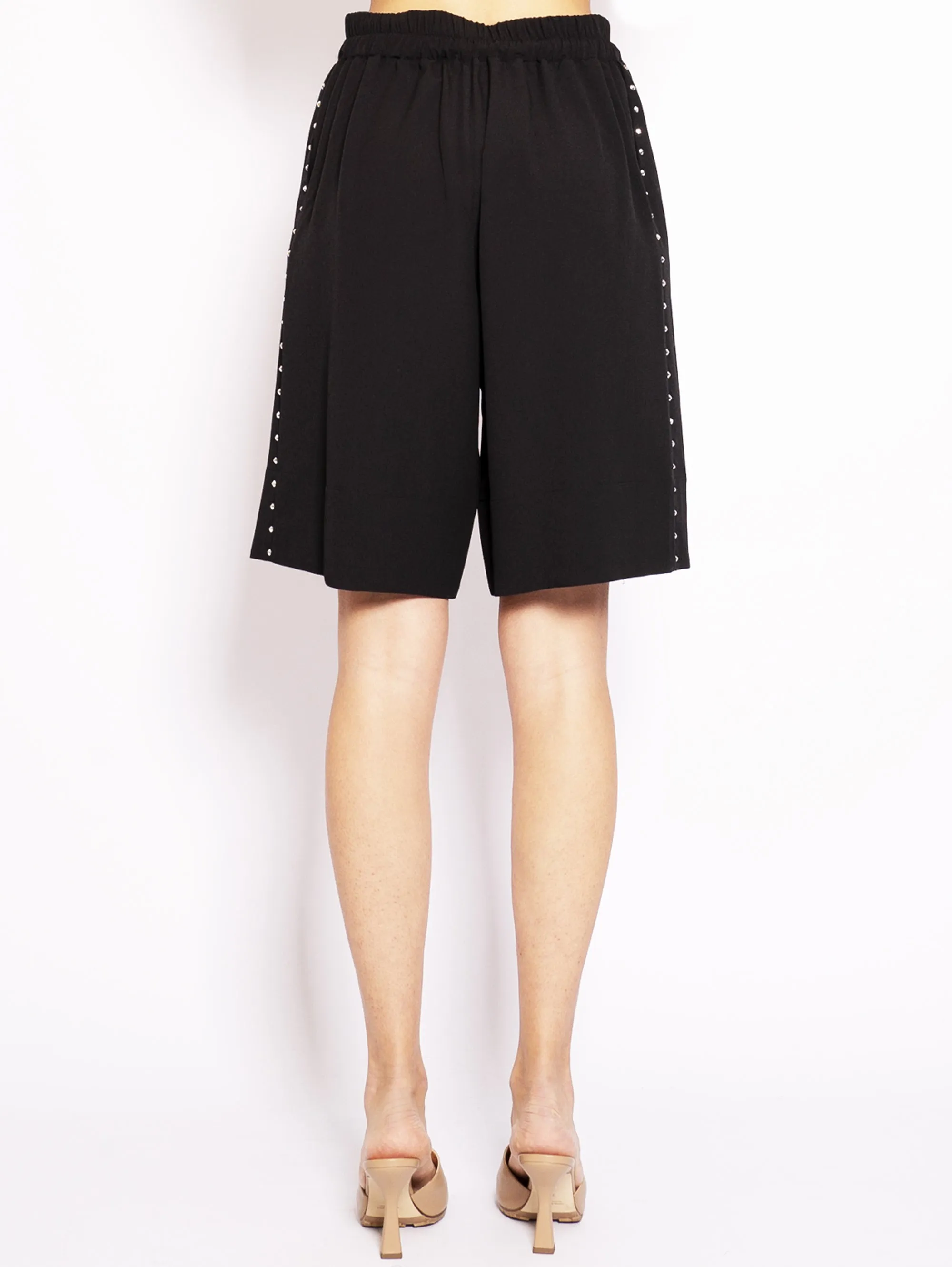 Bermuda with Studs Black