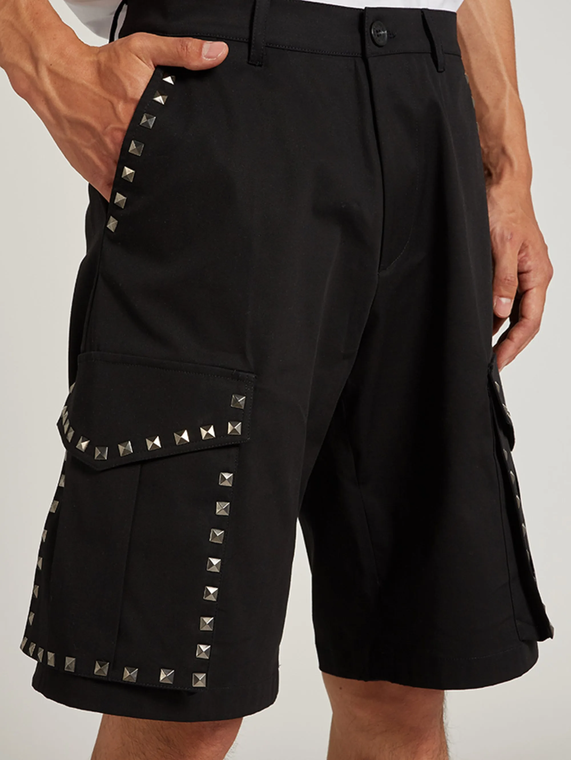 Bermuda with Studs Black
