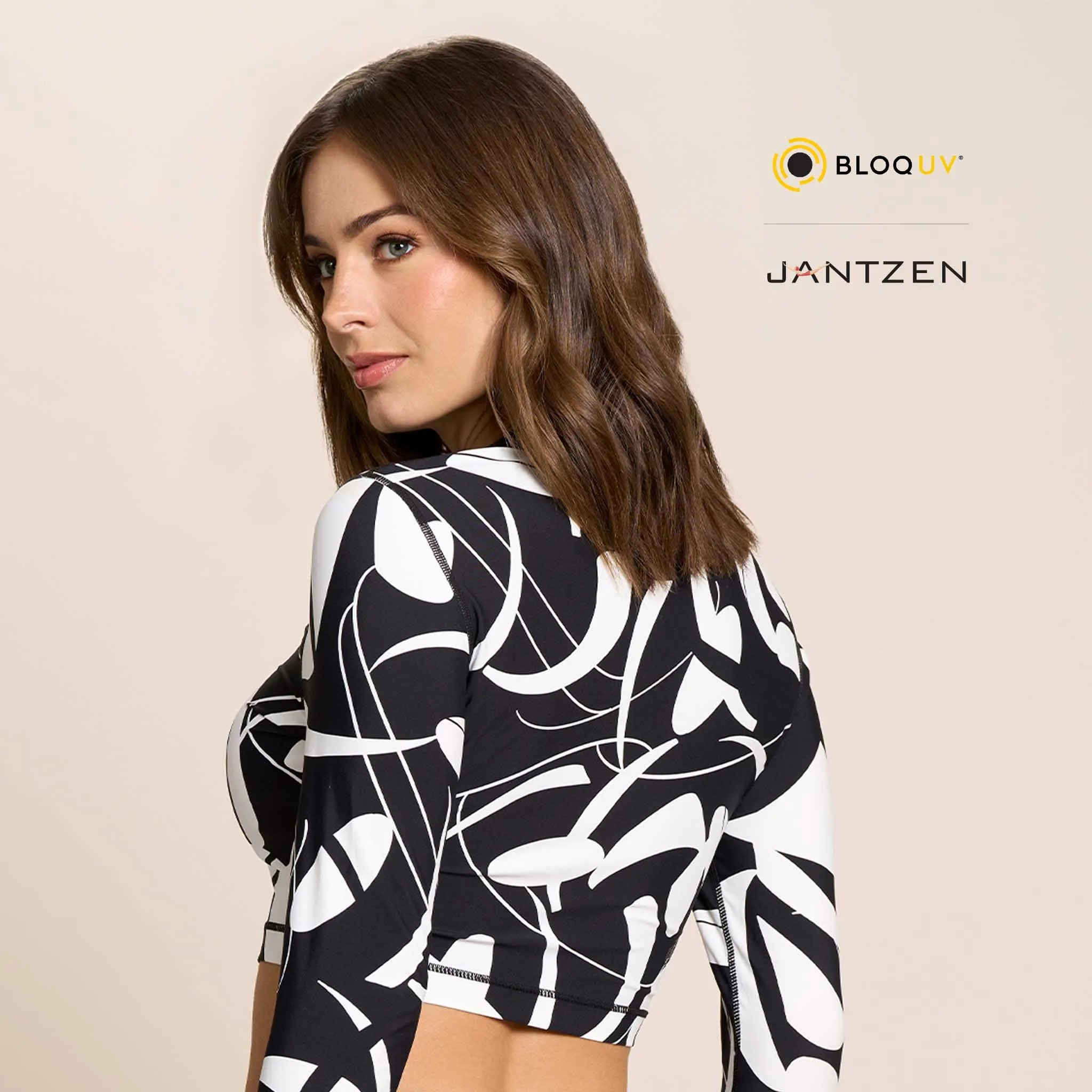BOTANICAL DOMINO CROPPED SWIM RASH GUARD TEE TOP