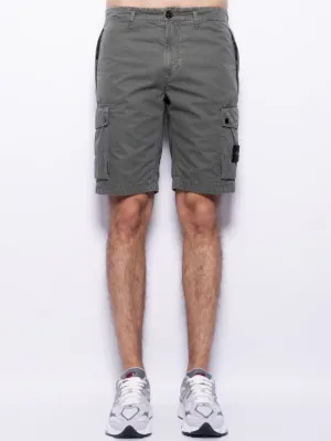 Cargo Bermuda shorts with Old Moss treatment