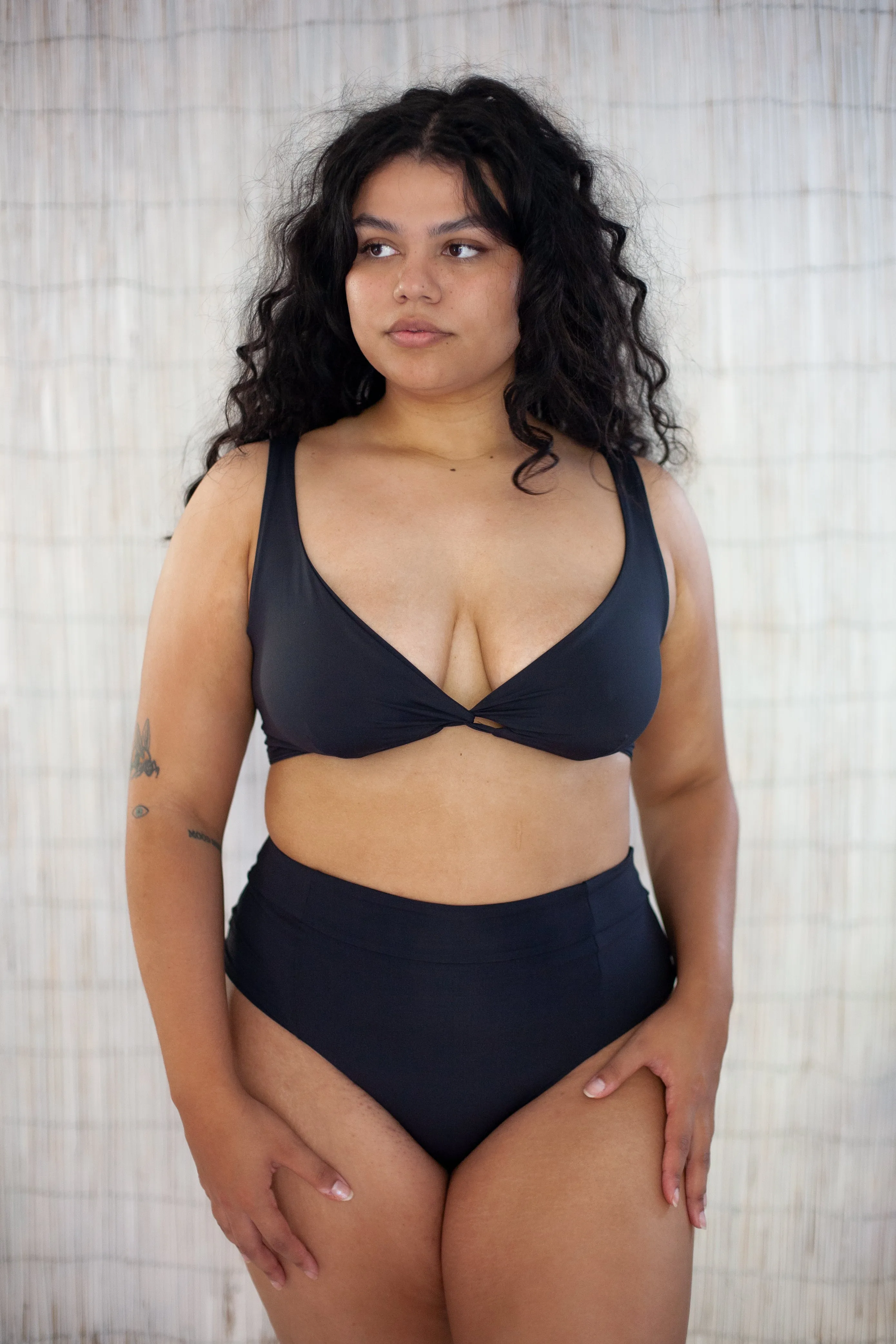 Huka Top| Peony   White