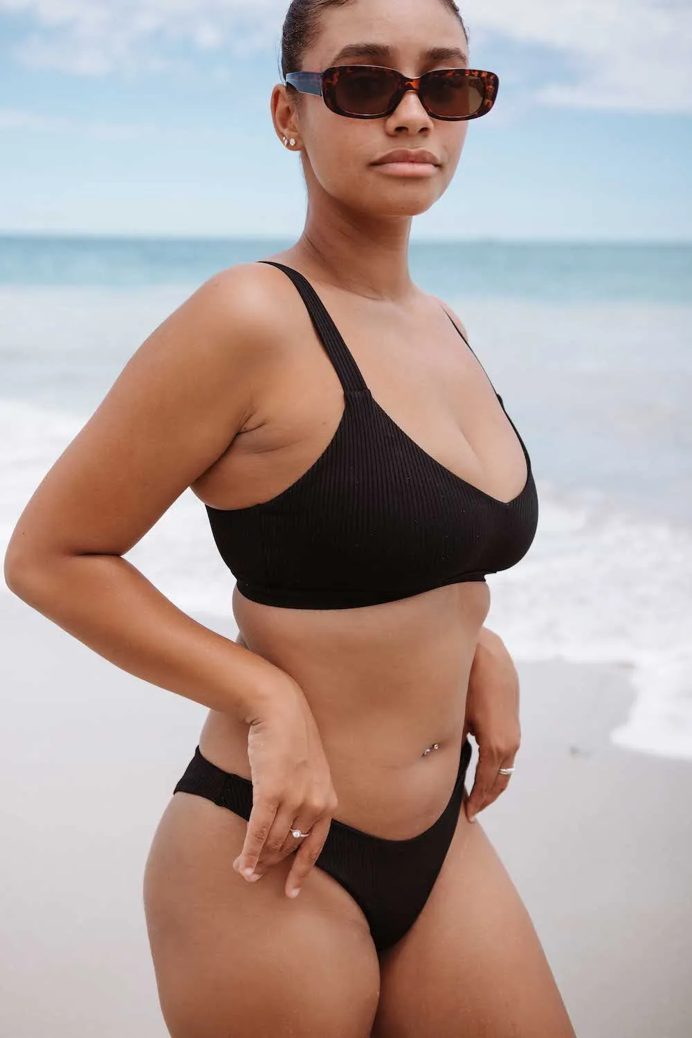 Leah Bikini Top - Sustainable - Black
