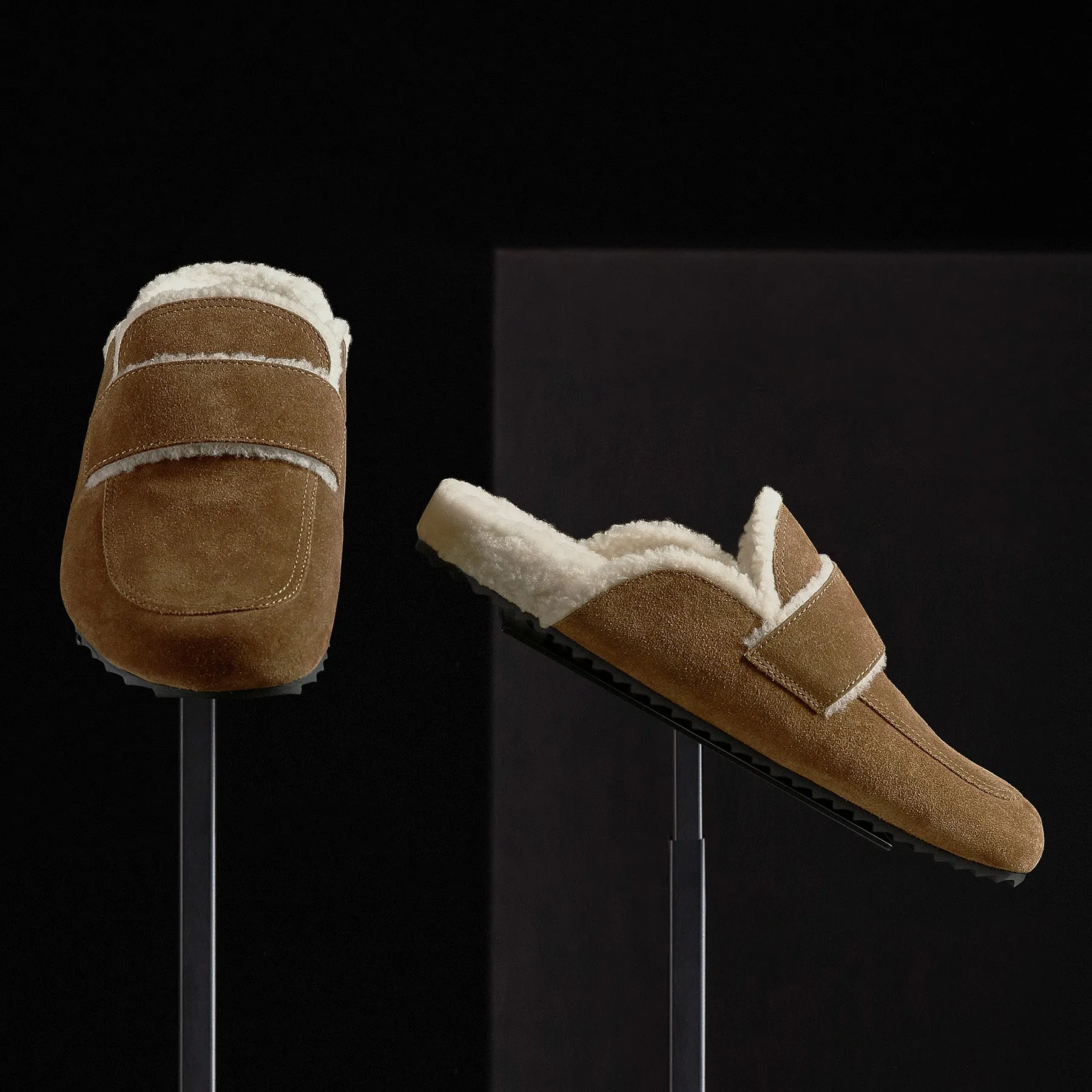 Men's Suede Shearling Lined Loafer - Tabacco/Ivory
