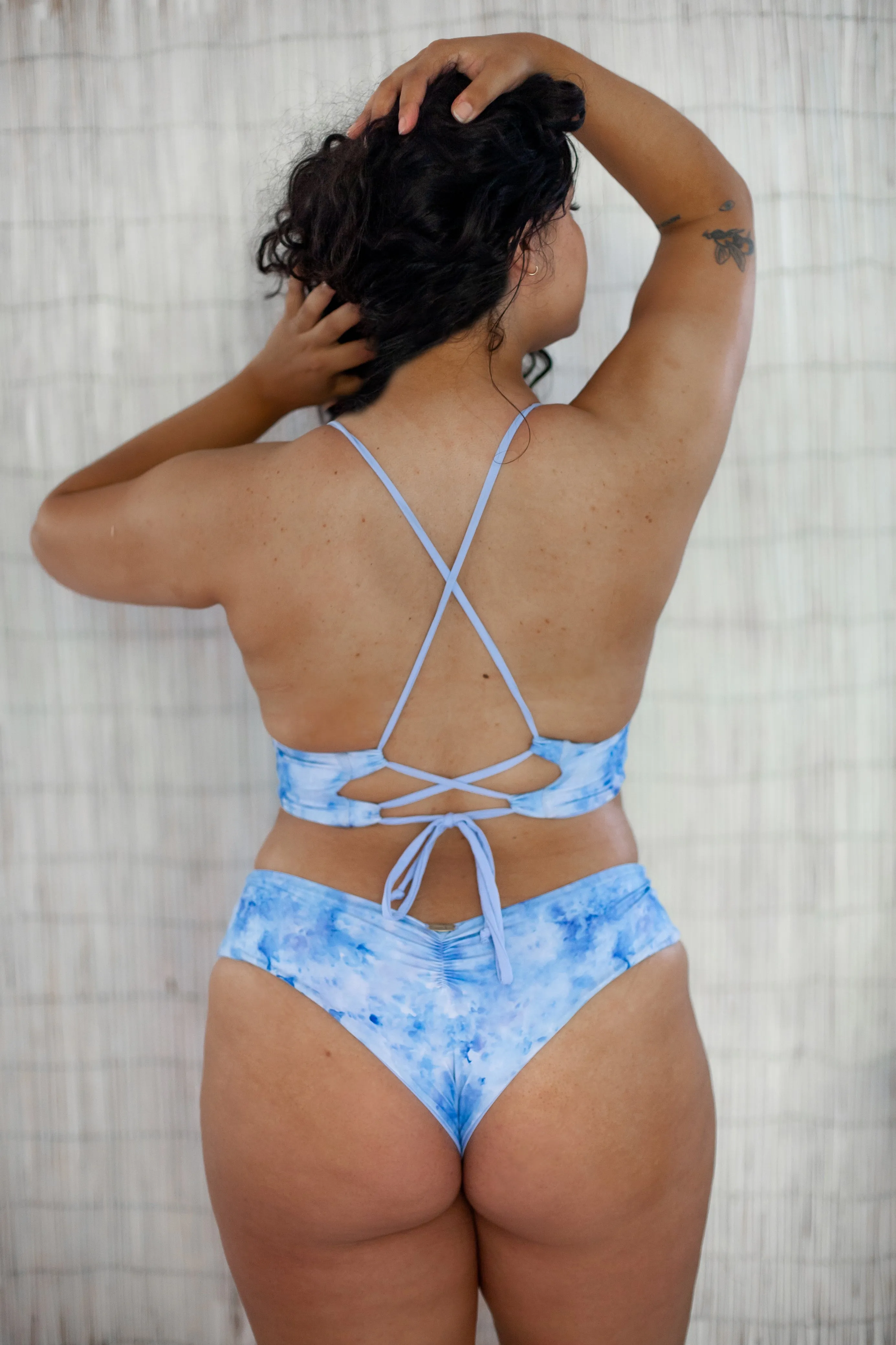 Mona Crop Top| Celestite   Hydrangea