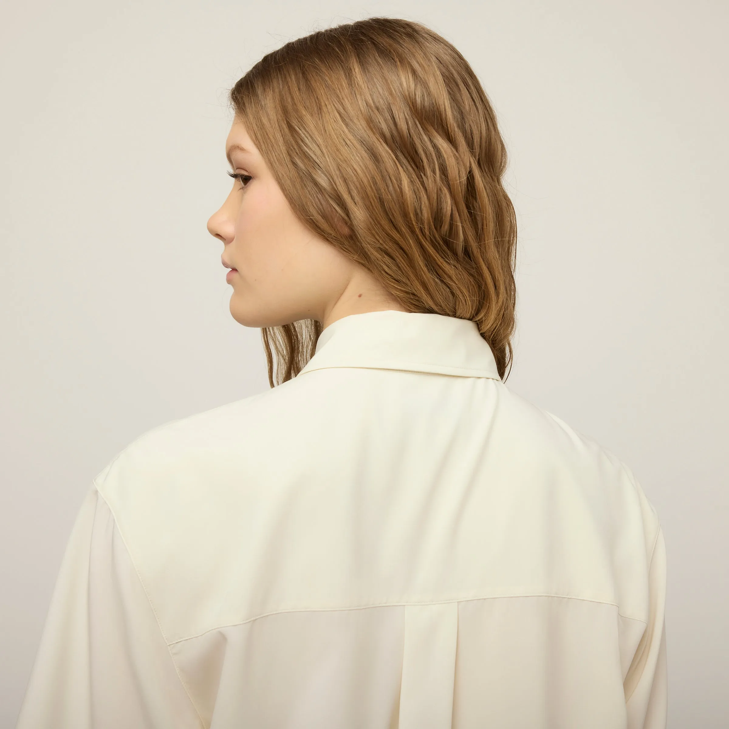 Tech Slk Oversized Short Sleeve Shirt