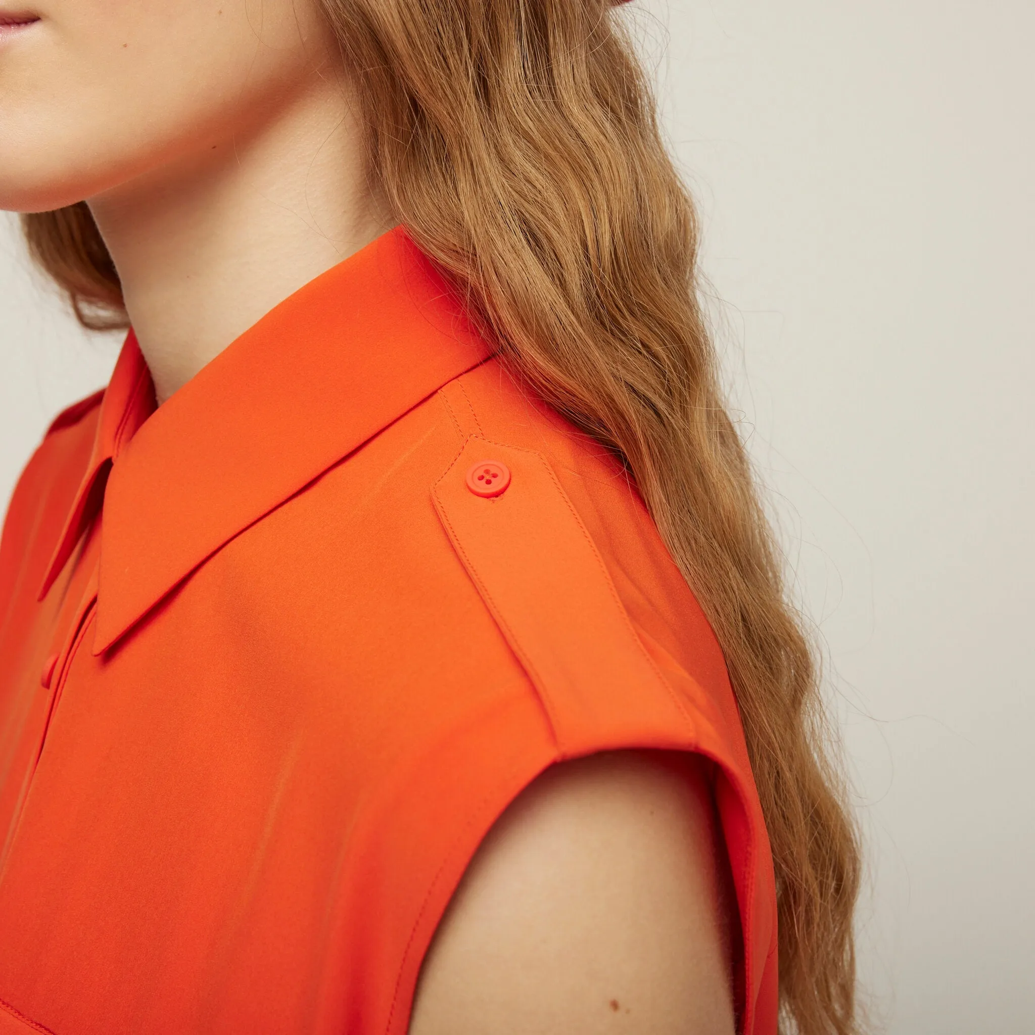 Tech Slk Sleeveless Shirt