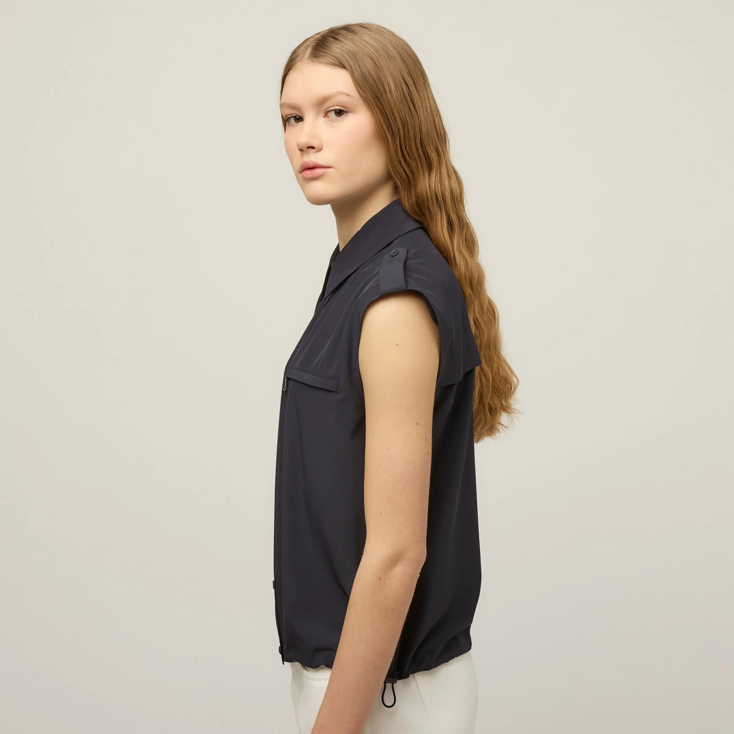Tech Slk Sleeveless Shirt