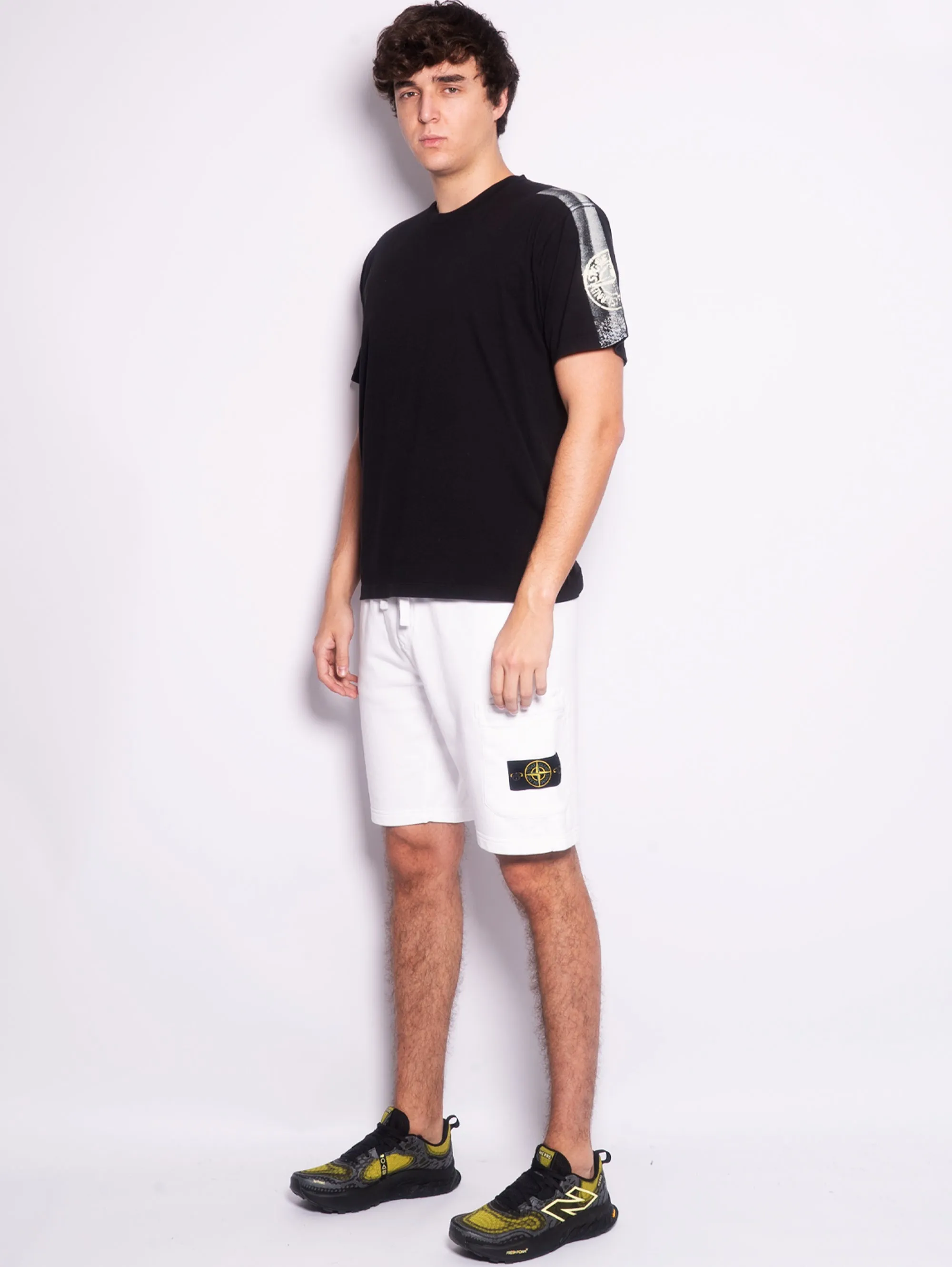 White fleece Bermuda shorts